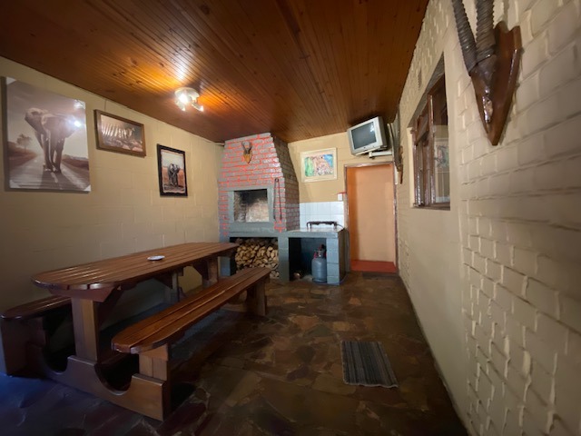6 Bedroom Property for Sale in Hartebeesfontein Western Cape